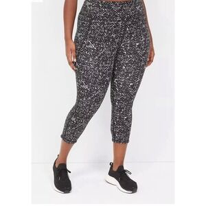 LIVI Active Capri Leggings Plus Size 22/24 Black White Abstract Print High Rise